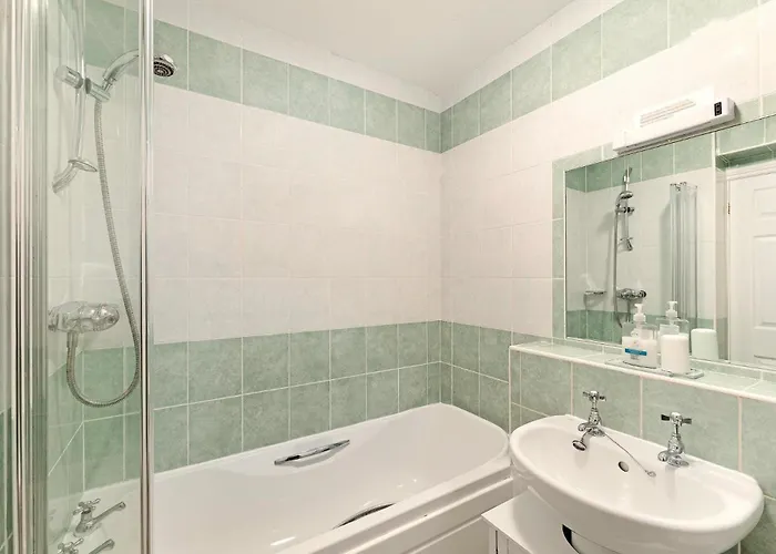 8 Harney Peak Portinscale